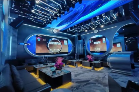 春城夜色寻觅职场新舞台 模特服务调酒岗位虚位以待